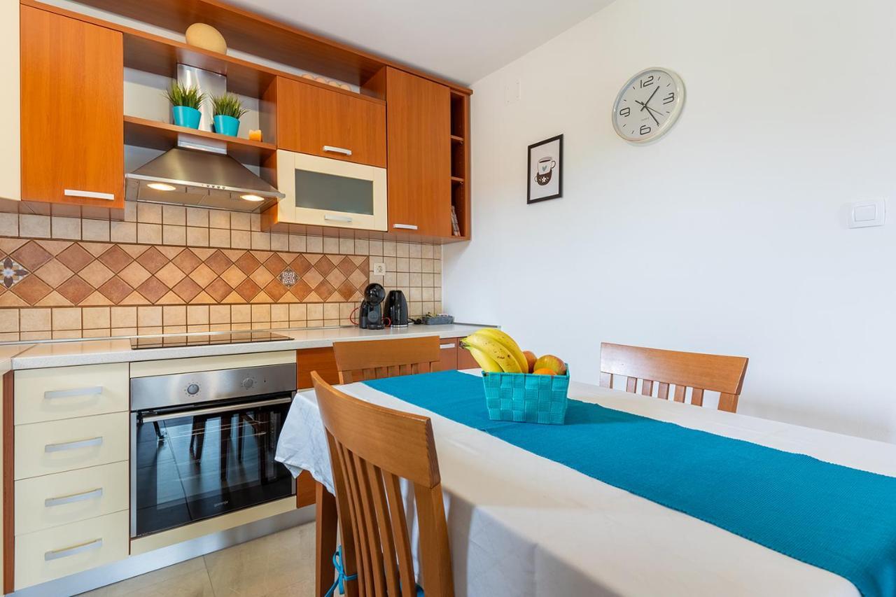 Apartmani Utmar Cres Exteriér fotografie