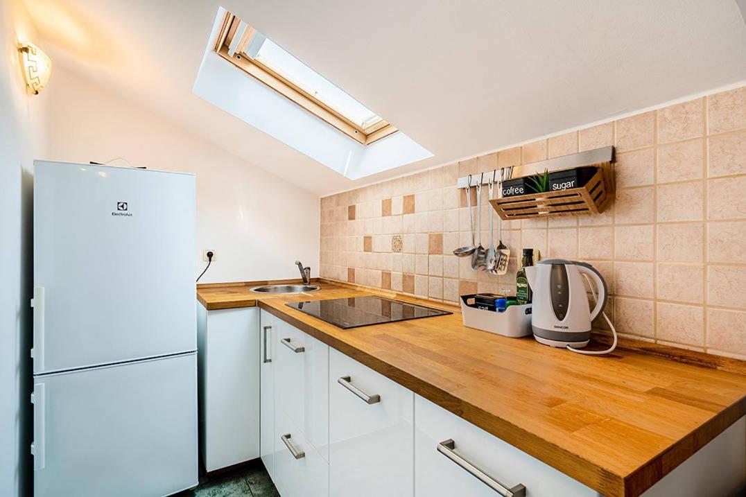 Apartmani Utmar Cres Exteriér fotografie